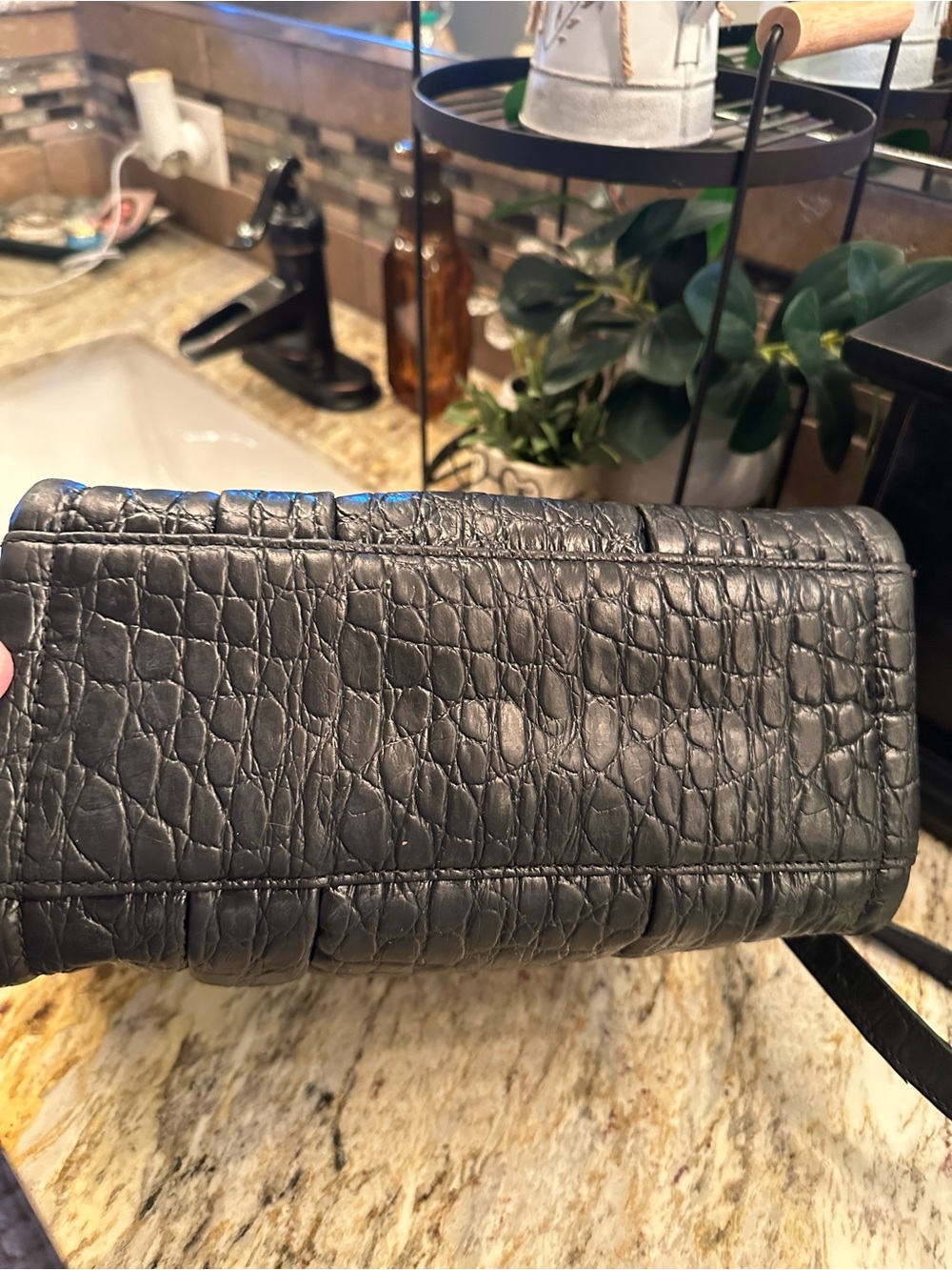 Marc Jacobs Black Croc-Embossed Tote Bag - Picture 7 of 9